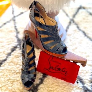 AUTHENTIC Christian Louboutin leather 5” high heel platforms - WM Size 41 1/2